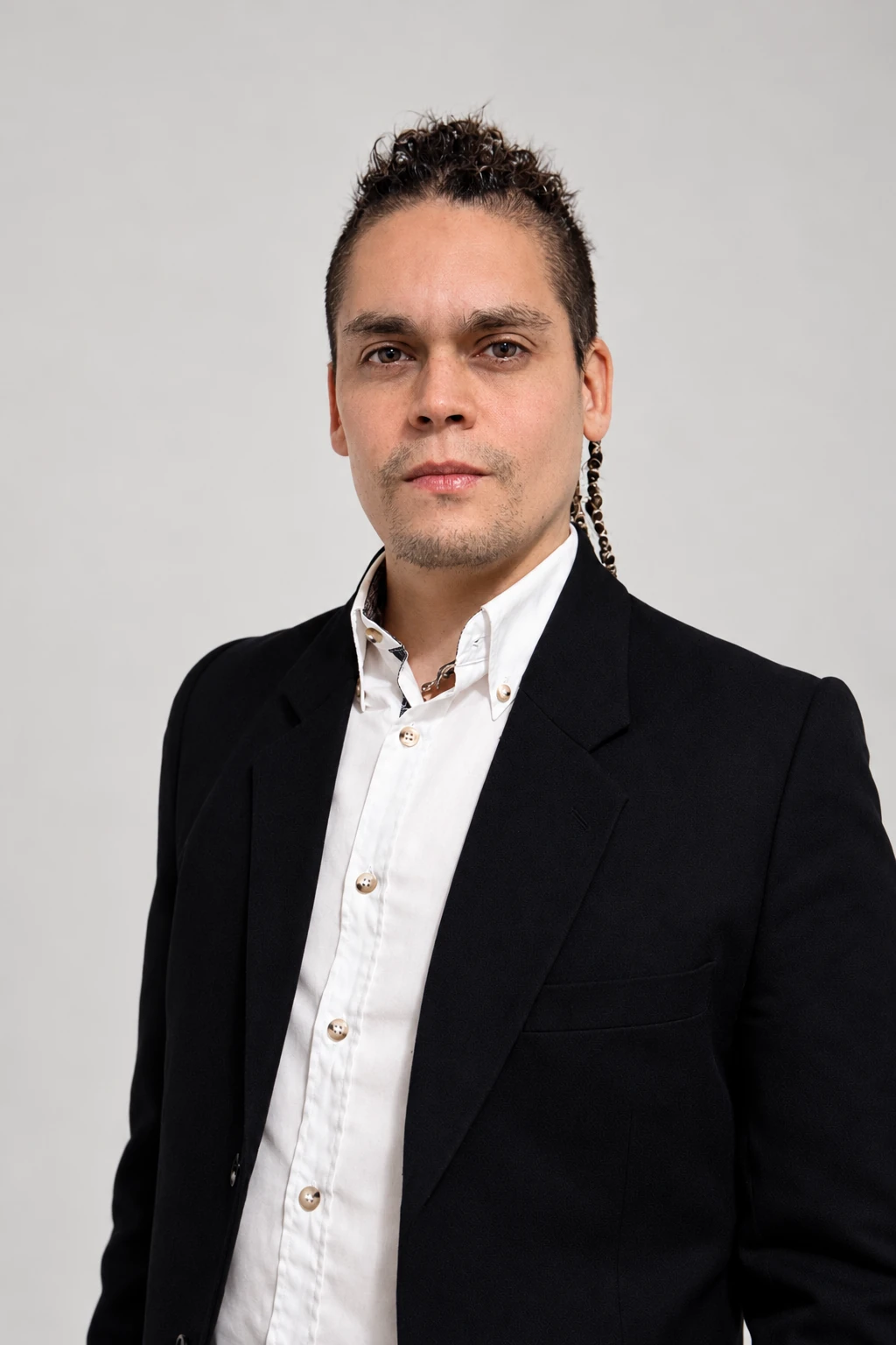 Rodrigo Velásquez Vera, investigador independiente